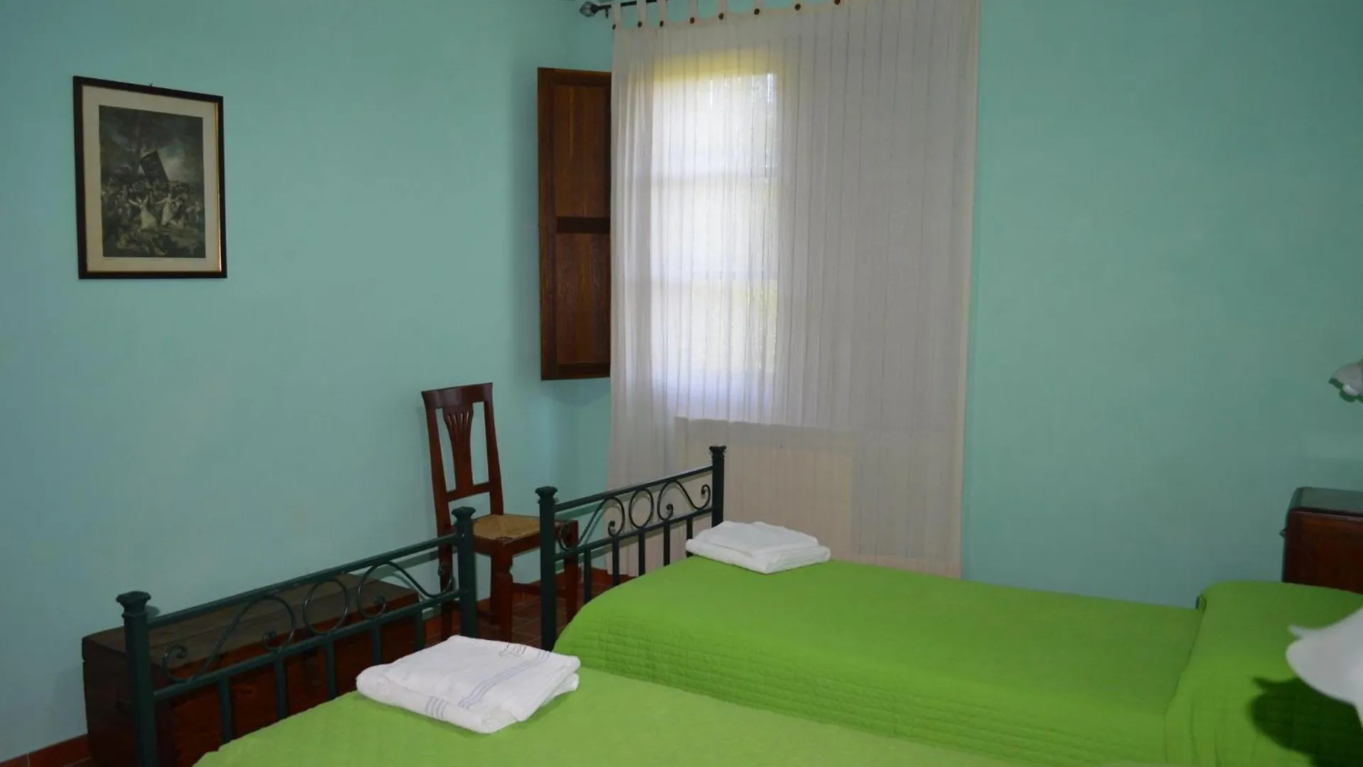Large Apartment With Shared Swimming Pool In Crete Senesi Asciano Italy