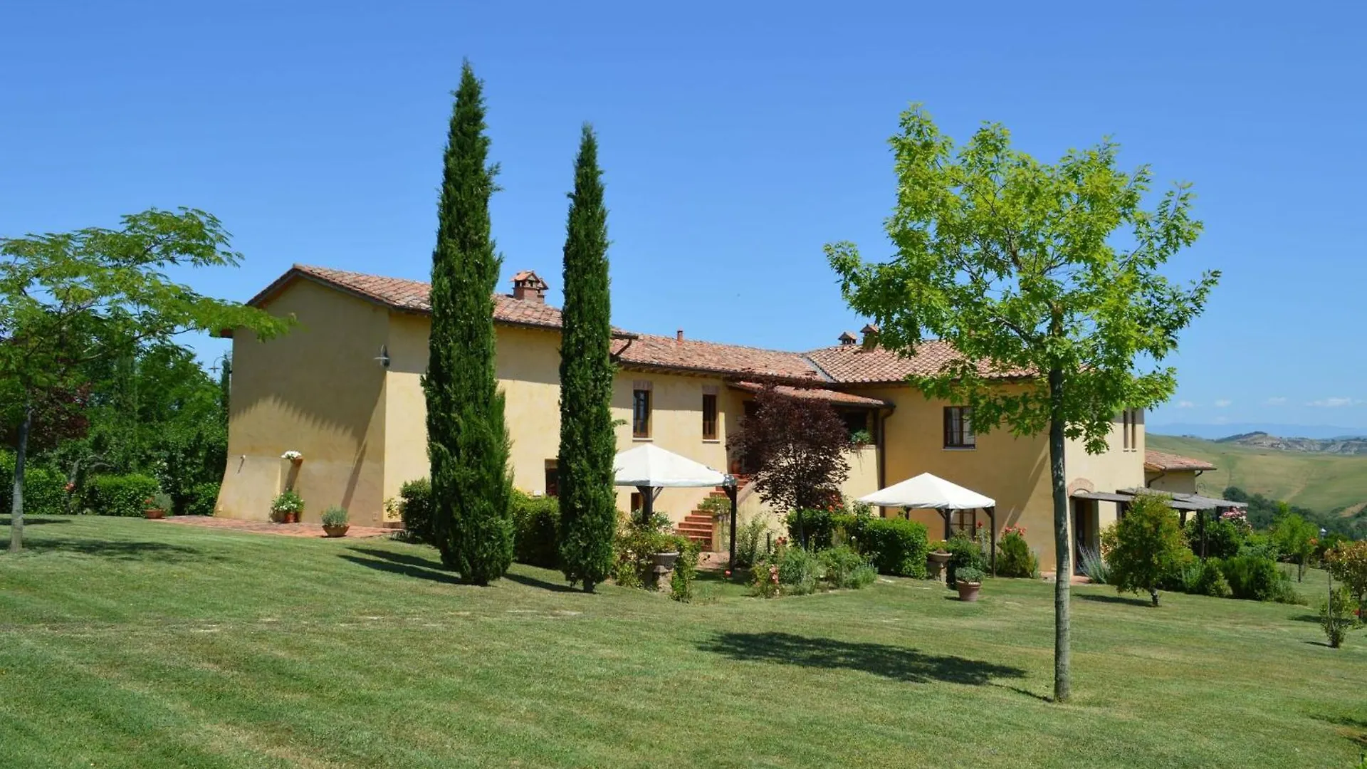Large Apartment With Shared Swimming Pool In Crete Senesi Asciano 0*,